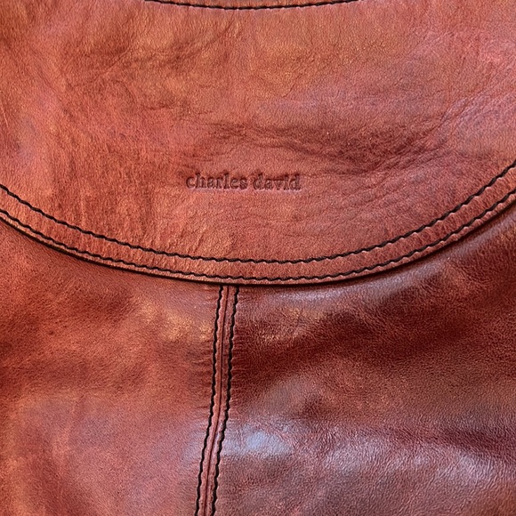 Charles David leather hobo wine burgundy deep red VGUC - Picture 3 of 16